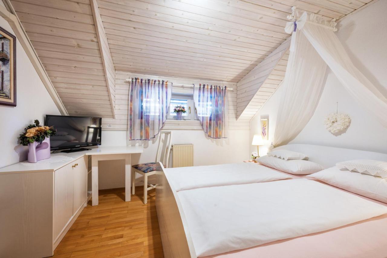 Apartments Ladka Begunje na Gorenjskem Εξωτερικό φωτογραφία